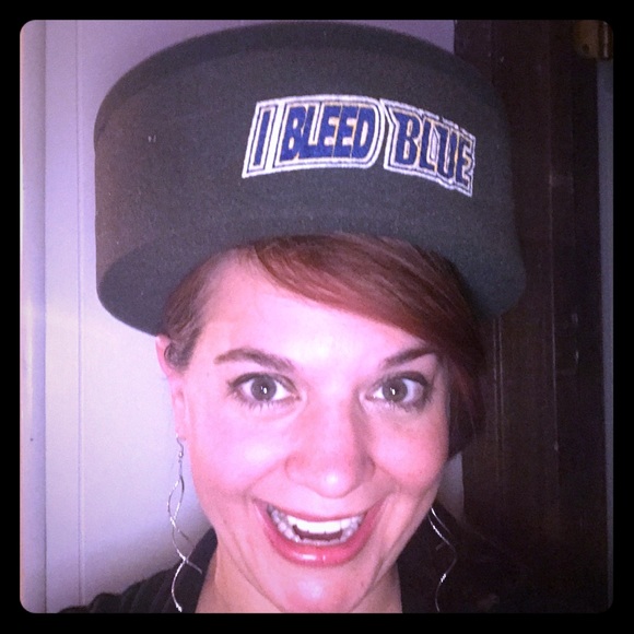 Meet your Posher, Jama - Picture 1 of 1